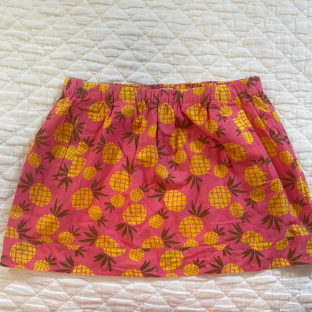 Jcrew mini pineapple skirt NWOT with side pockets